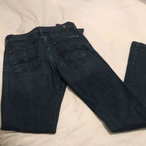 Regular wash jeans